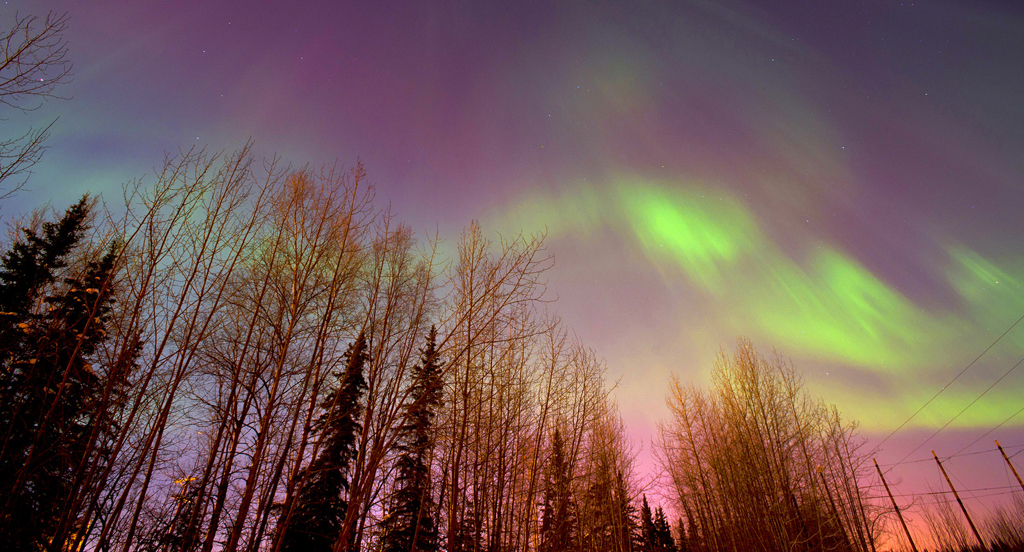 aurora borealis (Photo Credit: Justin Connaher, U.S. Air Force)