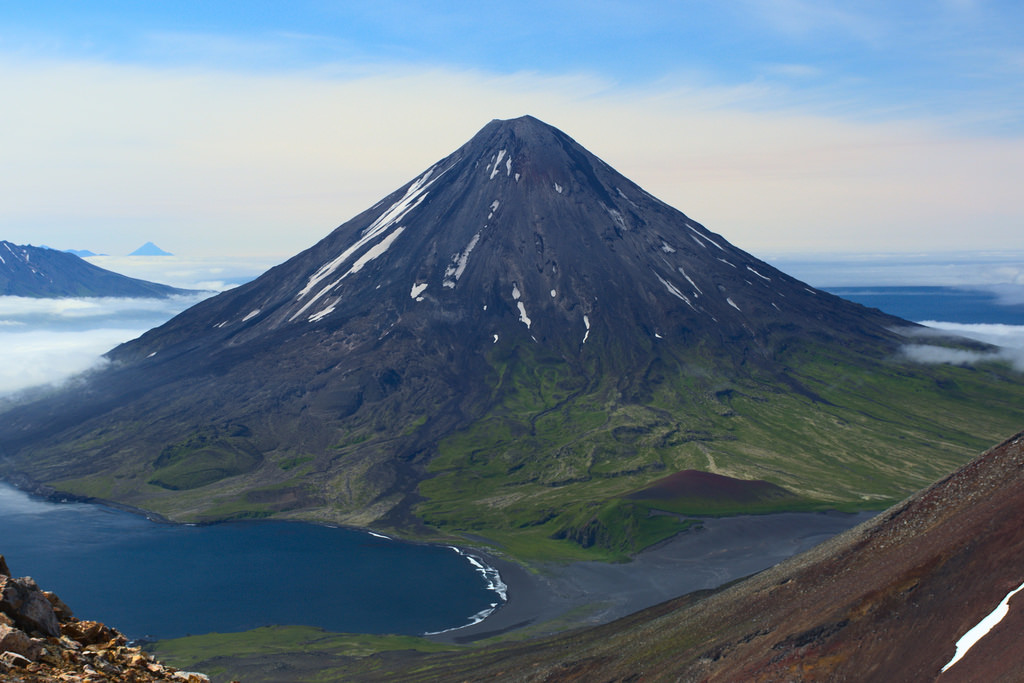 volcano (Photo Credit: John Lyons, U.S. Geological Survey)